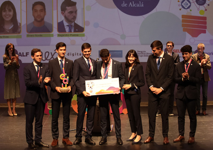 foto noticia SEUR, transporte oficial de la Liga española de Debate Universitario por cuarto año consecutivo.